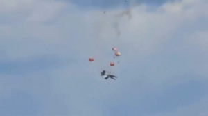 US Navy aircraft collide during airshow (VIDEO)