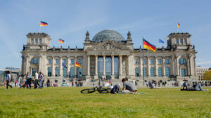 Fewer Germans buying into warnings of Russian attack – poll